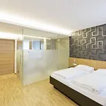 Отель Fischer 4*
