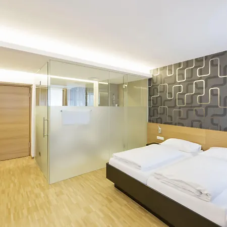 Hotel Fischer 4*