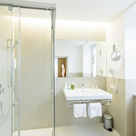 Hotel Fischer 4*